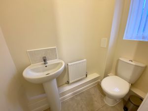Guest WC- click for photo gallery